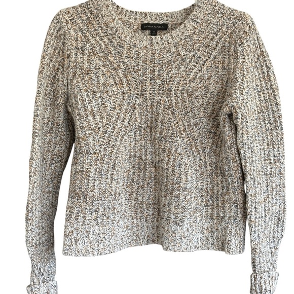 Banana Republic Chunky Piontelle Cropped Sweater Size Medium Tan Gray - Picture 1 of 6